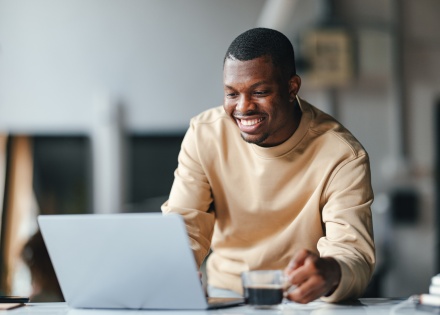 Global HR manager researching how to hire in Togo.