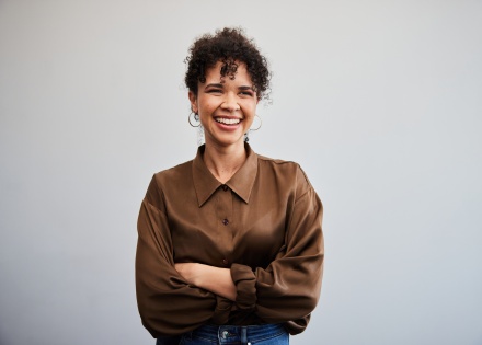 HR manager thinking about the average salary in Palau