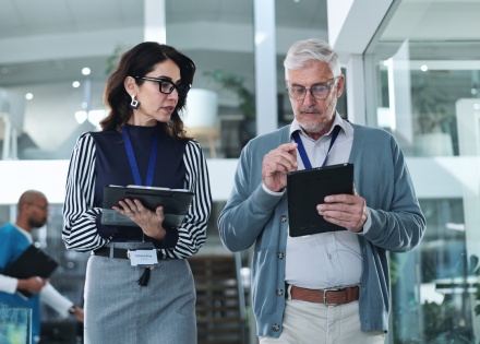 CHRO researching and discussing EOR services for healthcare