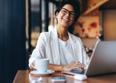 Global HR manager thinking about the average salary in Mongolia