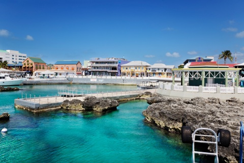 Landscape photo of Georgetown in the Cayman Islands