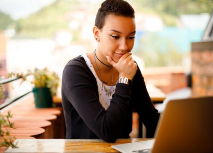 Should I Be a Contractor or Employee